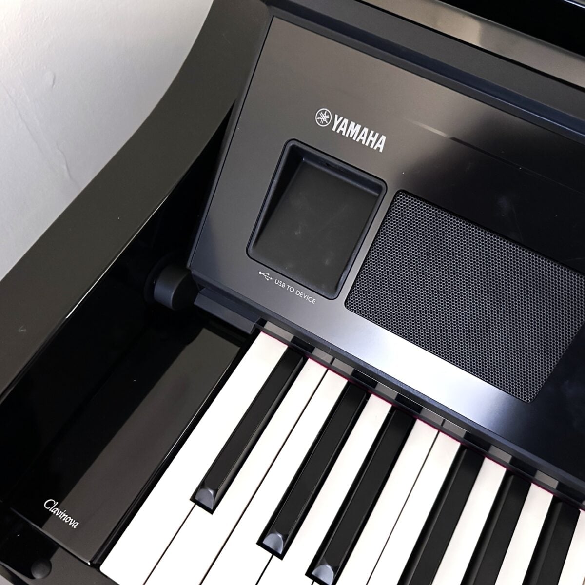 Yamaha CLP 909GP Clavinova Digital Grand