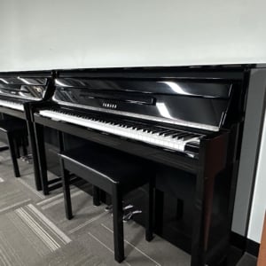 Image forYamaha NU1X Avant Hybrid Upright