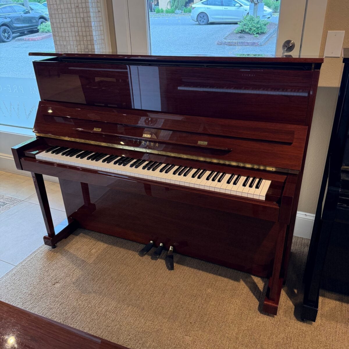Yamaha T118 Upright