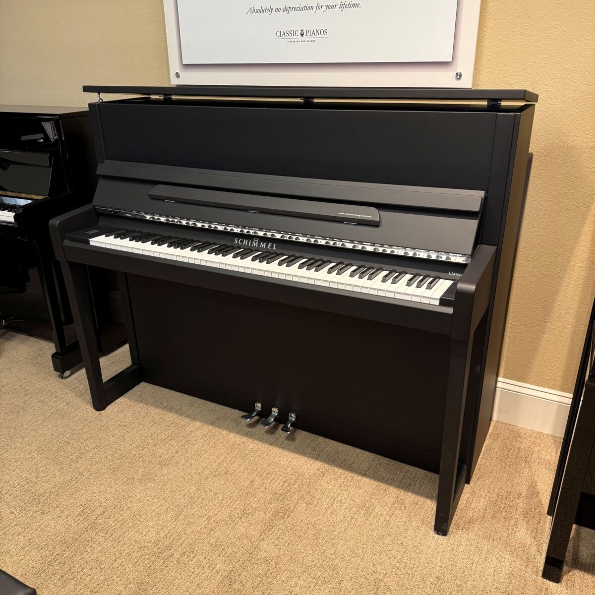 Schimmel C121 Upright
