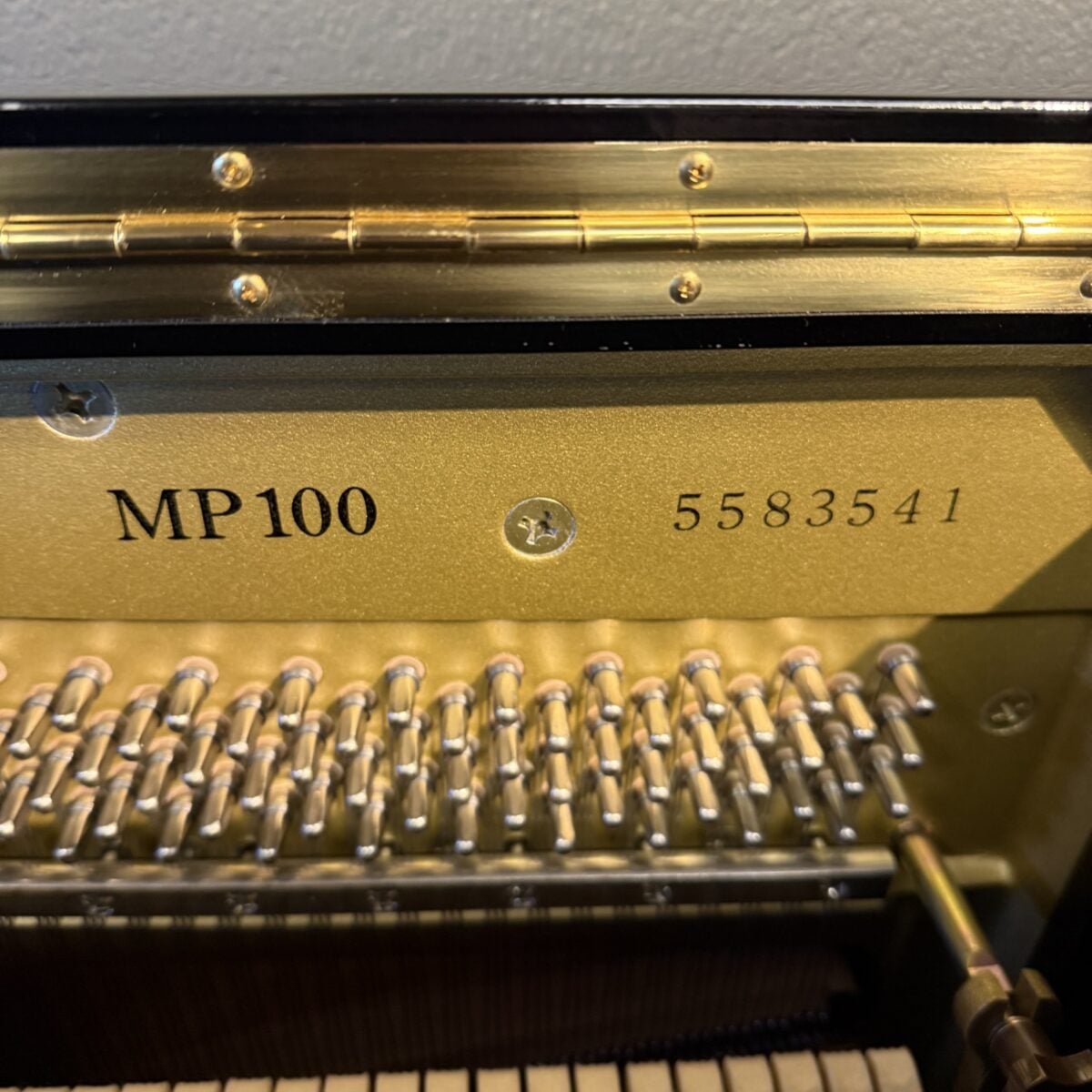 Yamaha MP100 Silent Upright